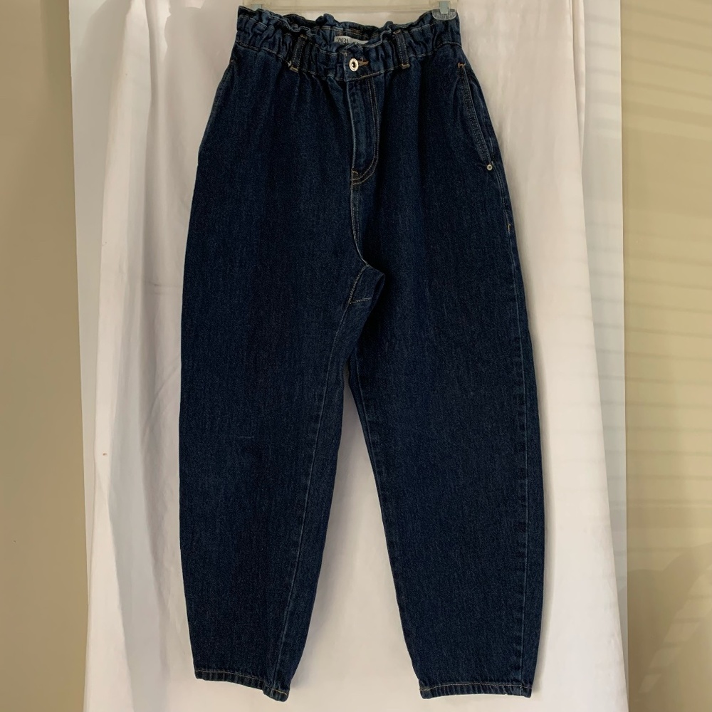 Zara paper bag style cinch waist dark wash denim jeans